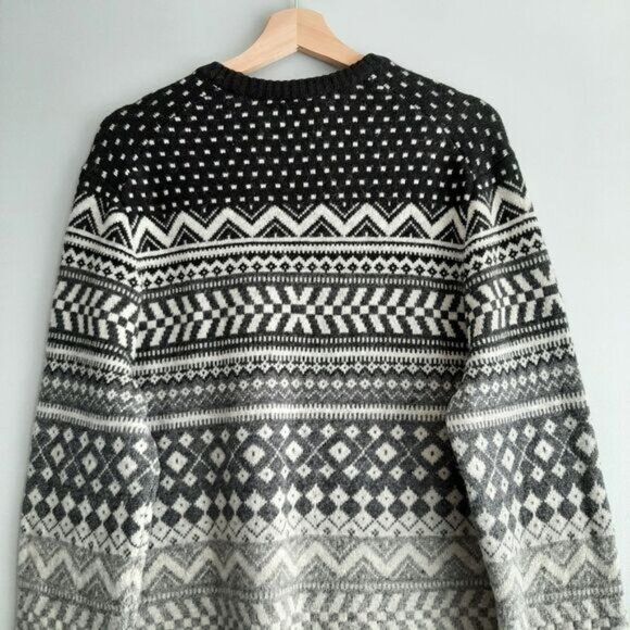 GAP Lamb Wool Blend Nordic Ombre Fair Isle Sweater Knit Gray & White Sz L - Picture 8 of 11